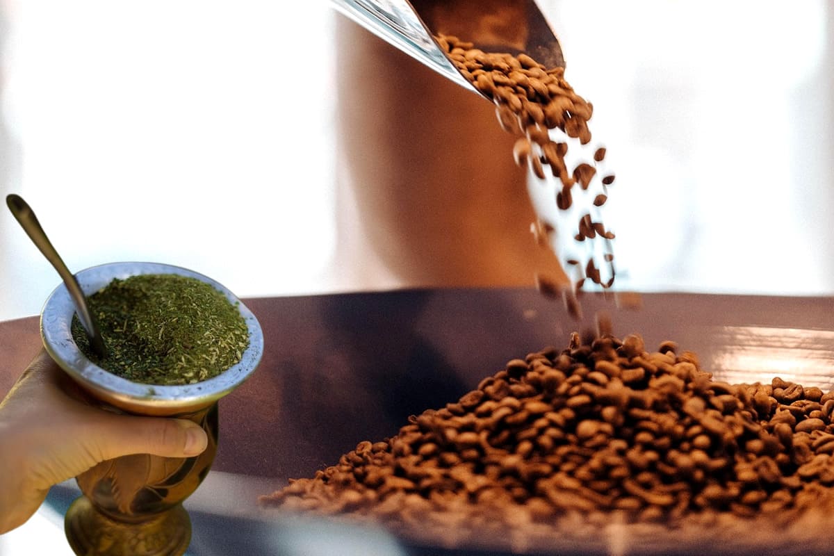 Saiba o que é a cafeína natural e para que ela serve